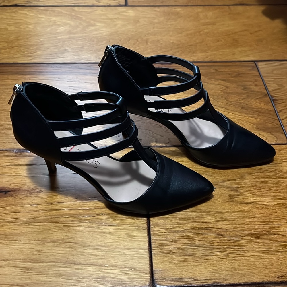Sole Society Mallory Black Leather Zip Back Strappy Heels Size 8.5